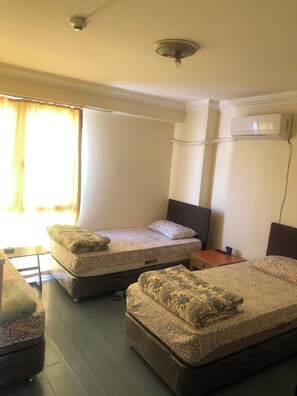 Free WiFi, bed sheets