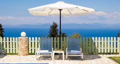 Appartement de vacances « Gkountis deluxe apartment » avec vue mer, piscine commune et Wi-Fi