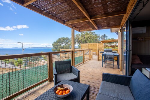 Lodge Vue Mer près de la plage avec piscine et Wi-Fi