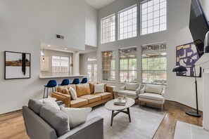 Televisión, chimenea, Netflix, servicios de streaming