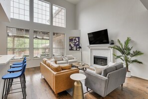 Tv, eldstad, Netflix och streamingtjänster