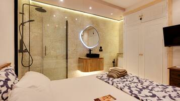 2 chambres, fer et planche Ă repasser, Wi-Fi gratuit, draps fournis