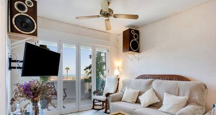 Apartment “Chipiona, Cruz del Mar 1st Line” with Sea Views, Terrace, Parking & Wi-Fi