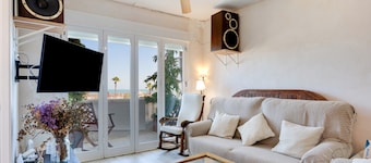 Appartement "Chipiona, Cruz del Mar 1e Lijn" met zeezicht, terras, garage en wifi