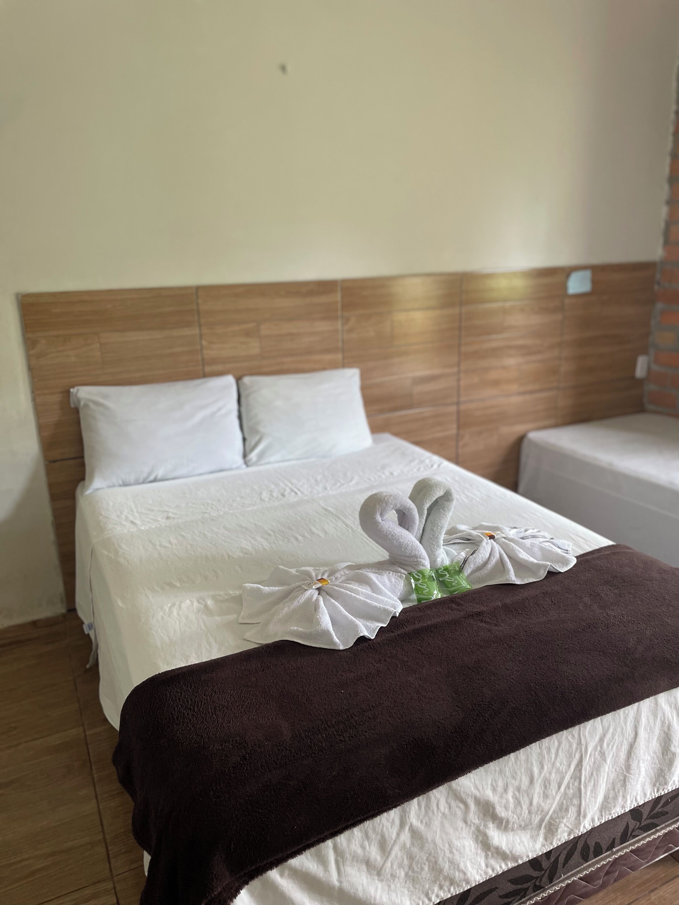 Ropa de cama hipoalergénica, minibar y decoración personalizada 