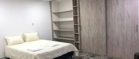 1 Schlafzimmer, WLAN, Bettwäsche