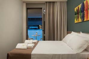 1 bedroom, bed sheets