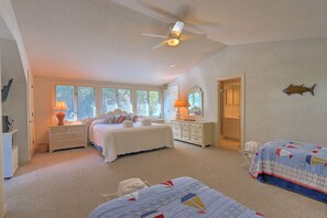 4 bedrooms, free WiFi, bed sheets