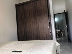 1 habitación, wifi y ropa de cama 