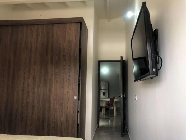 Nicht klassifiziertes Bild, 1 von 37, Schaltfläche