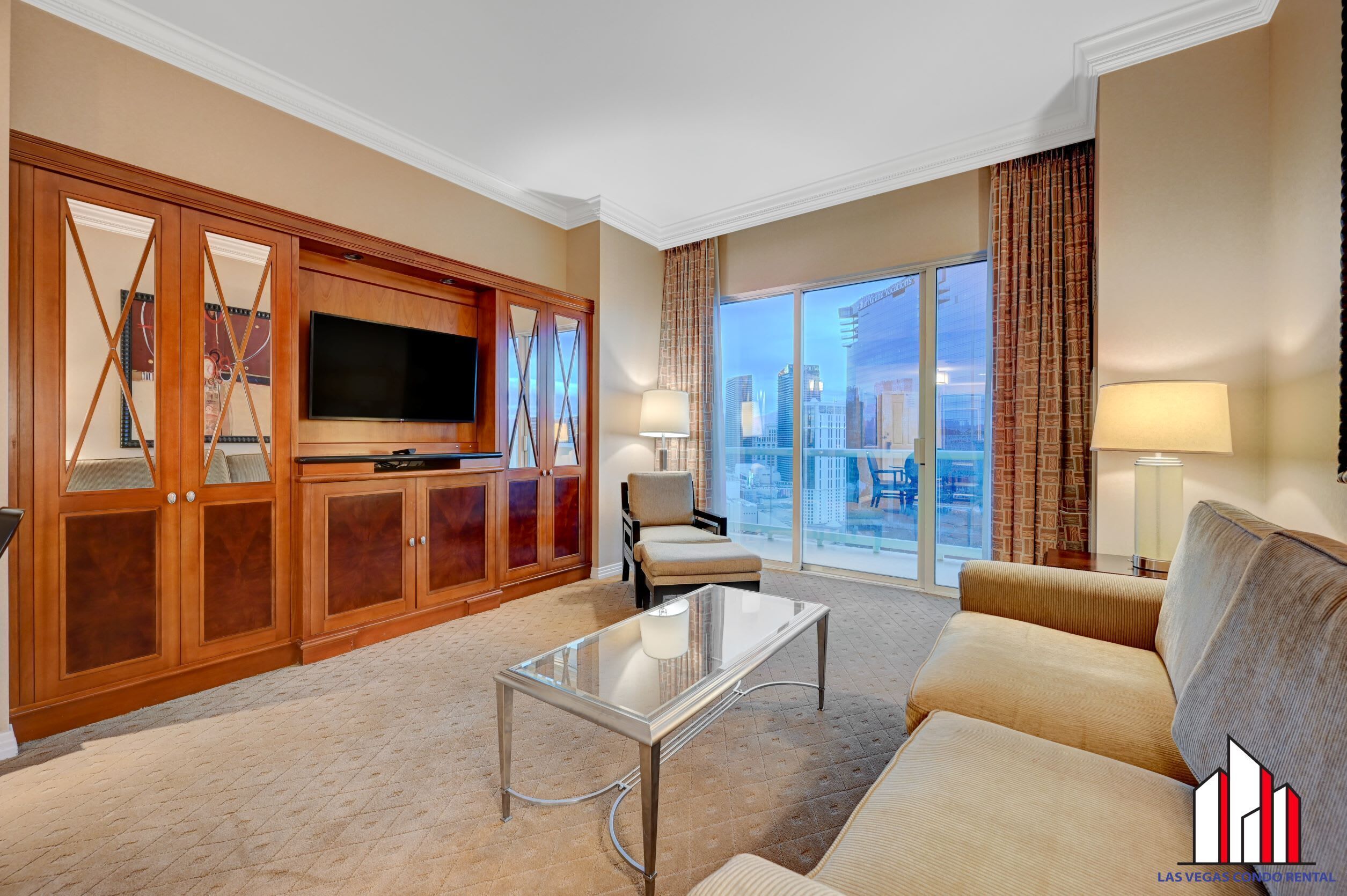 テレビ、書斎 / ワークスペース