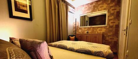 1 chambre, fer et planche Ă repasser, accĂšs au Wi-Fi (inclus)