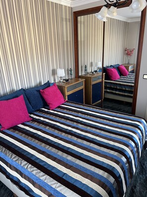 2 Schlafzimmer, Bügeleisen/Bügelbrett, WLAN, Bettwäsche