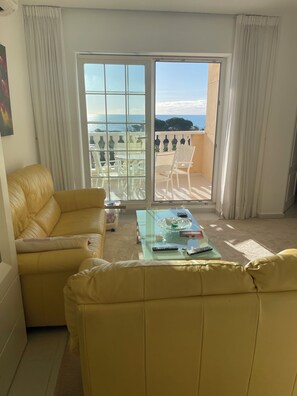 TV - Portico Mar - the Beverly Hills of the Costa Blanca (Campomar)