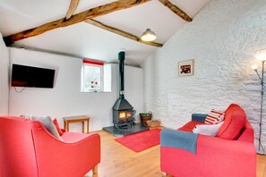 TV, DVD player - 1 Bed in Totnes (oc-bcbove) (Broadhempston)