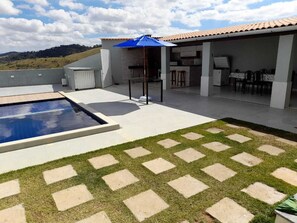Outdoor pool - Casa encantadora (Tres Rios)