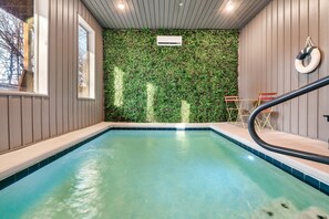 Indoor pool, outdoor pool