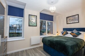 1 bedroom, iron/ironing board, WiFi, bed sheets - Lovely 1 Bedroom Apartment in Manchester (Salford)