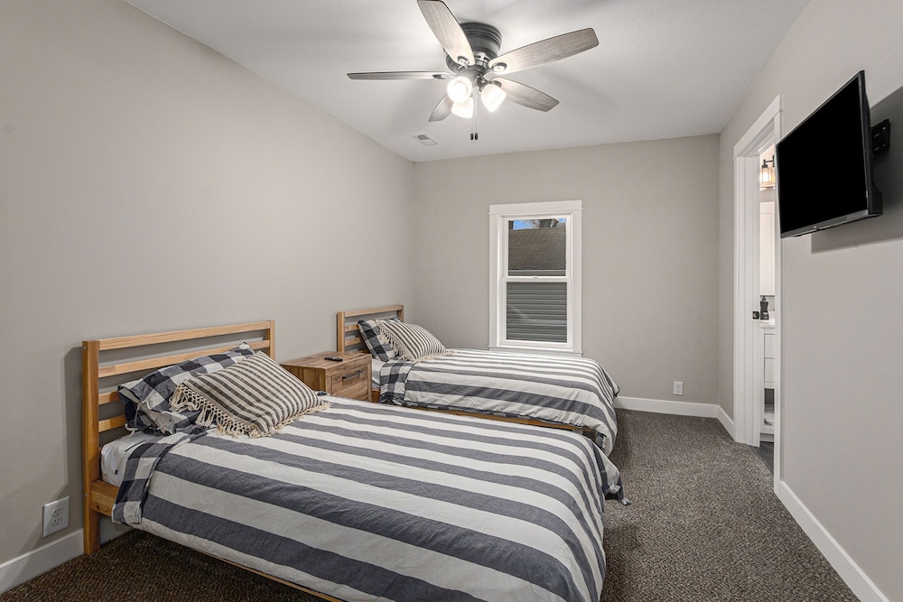 The House On Main Smithville Vrbo