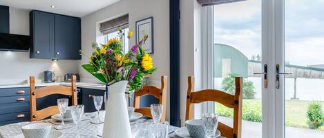 تناول الطعام