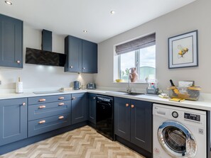 Dishwasher, highchair