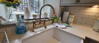 Cosy 2 Bed traditional 200 year old Yorkshire Dales Cottage.