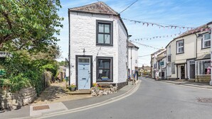Exterior - 3 bedroom accommodation in Ingleton (Ingleton)
