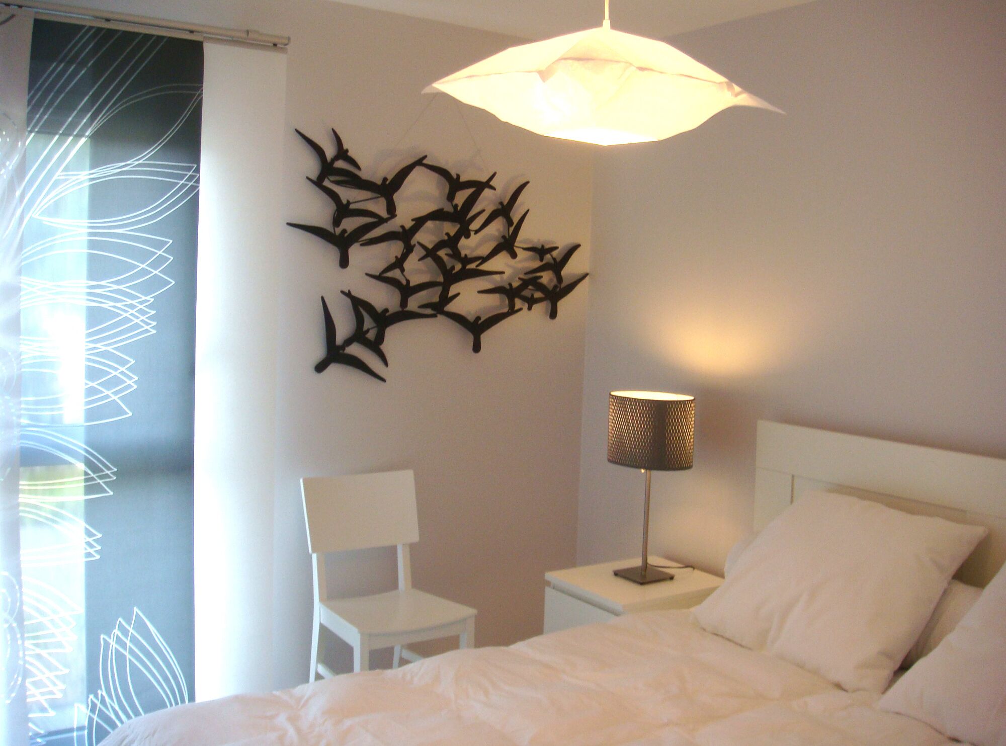 2 habitaciones, escritorio, tabla de planchar con plancha y wifi gratis 