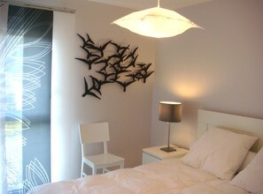 2 sovrum, skrivbord, strykjärn/strykbräda och gratis wi-fi