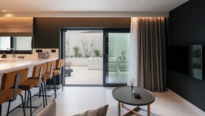 Exterior - Porta Suites (Heraklion)