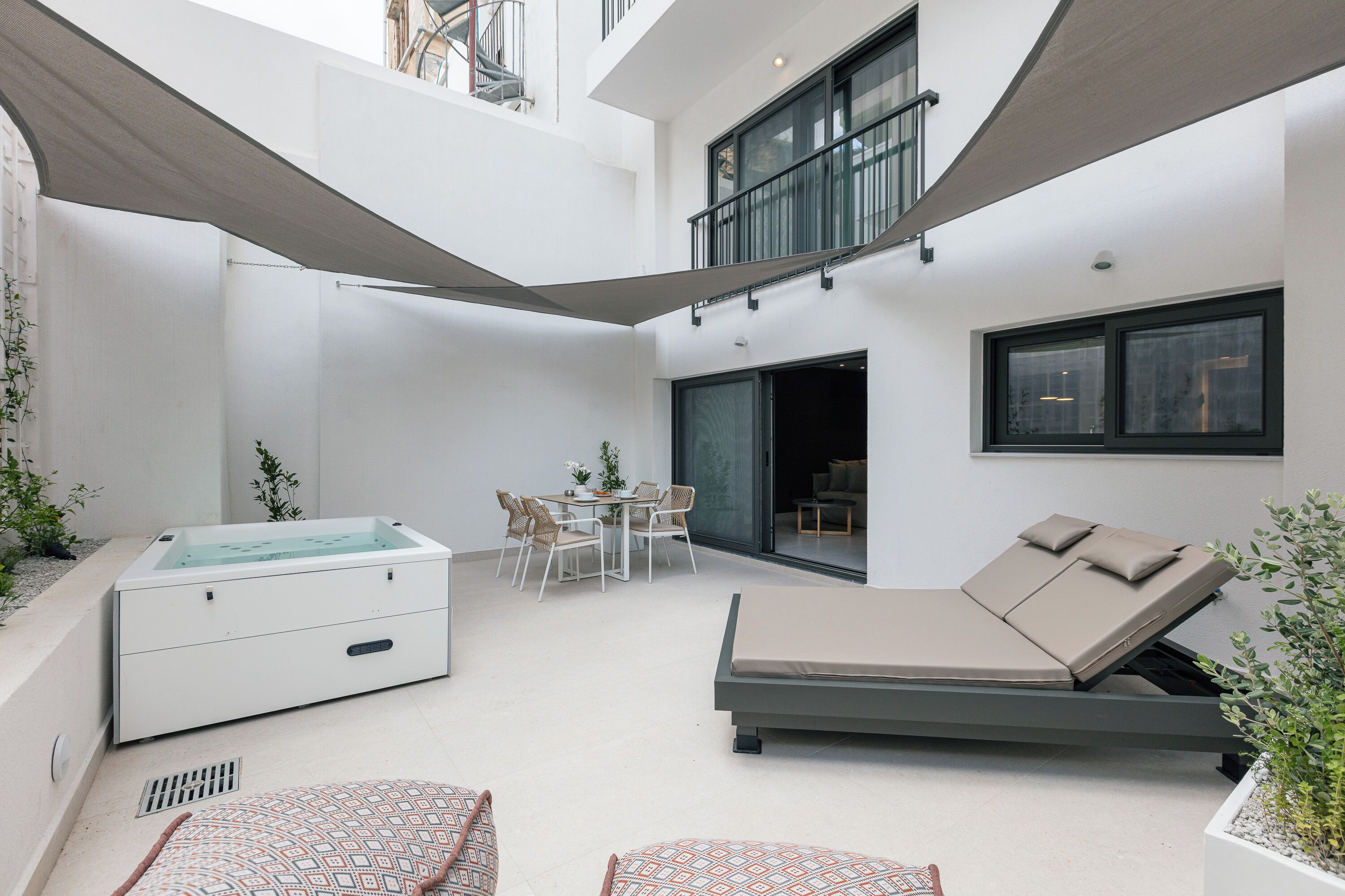 Photo - Porta Suites