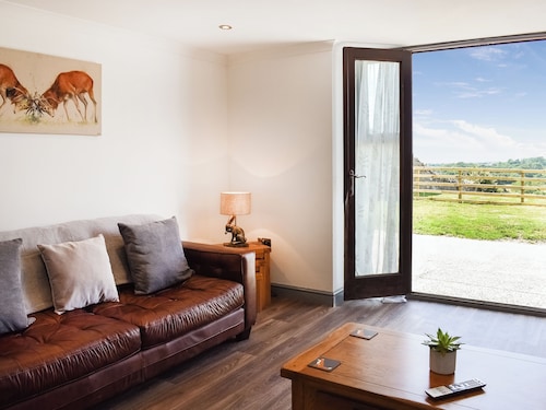 3 bedroom accommodation in Caerarfon