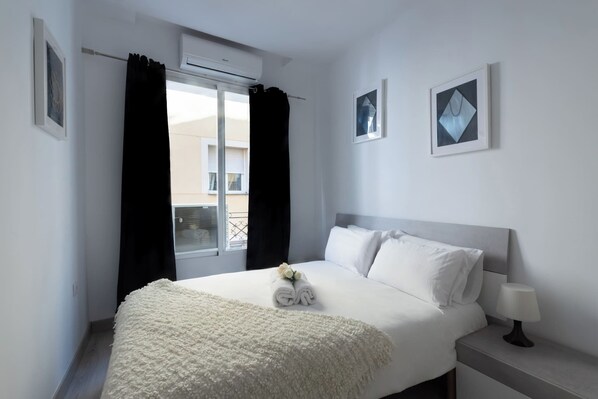 1 bedroom, iron/ironing board, travel cot, free WiFi - Downtown Cozy & Sunny Apartment Gran Vía | A051 (Madrid)