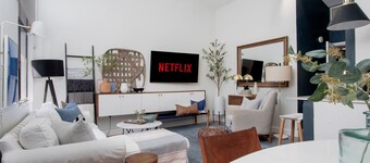 Peaceful modern and close to everything