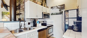 Dog-friendly Condo with Two Balconies, Mountain Views, and WIFI