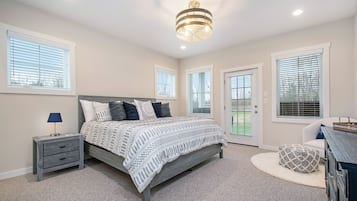 4 habitaciones, tabla de planchar con plancha, internet y ropa de cama