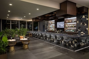 Bar (en la propiedad)