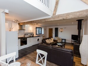 Fireplace - Willow Barn - Fernhill Farm (Ryde)