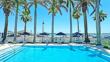 Outdoor pool, pool umbrellas, sun loungers