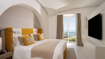 Suite estudio ejecutiva, vistas al mar | Sábanas italianas Frette y ropa de cama de alta calidad