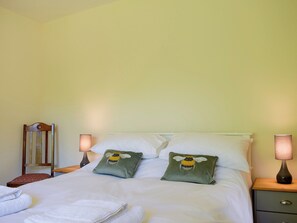 2 quartos, Wi-Fi de cortesia, roupa de cama