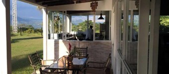 Charming and magical farm, southwest Antioquia, with swimming pool and tennis courts.