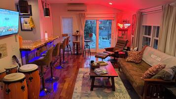 Smart TV, fireplace, stereo, printers