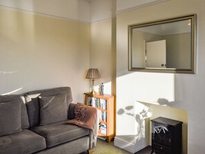 Living area - 3 bedroom accommodation in Deganwy (Deganwy)