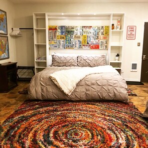 1 bedroom, iron/ironing board, free WiFi, bed sheets - Cozy King by Red Rocks & Downtown Denver (Wheat Ridge)