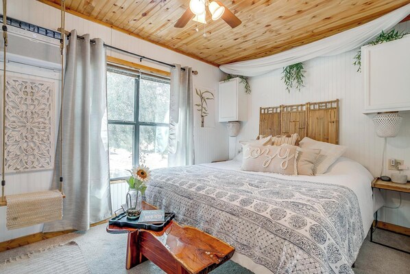 1 chambre, lit parapluie, Wi-Fi gratuit, draps fournis