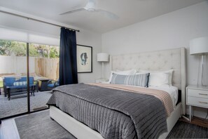 Comfort Room | 2 bedrooms, iron/ironing board, free WiFi, wheelchair access