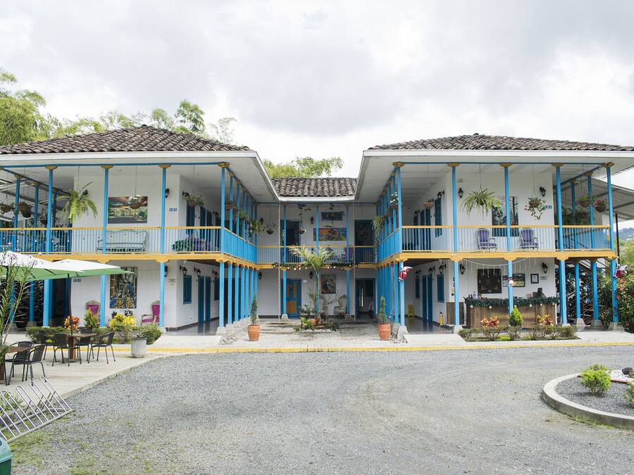 Fachada de la propiedad
