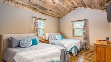 5 chambres, lit parapluie, Wi-Fi gratuit, draps fournis