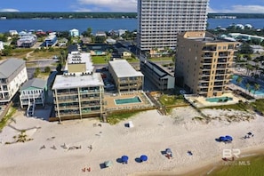 Exterior - Beach View Every Room~5th Story Top Floor~2 Pools~Relax~Sea Turtles Hatching! (Gulf Shores)